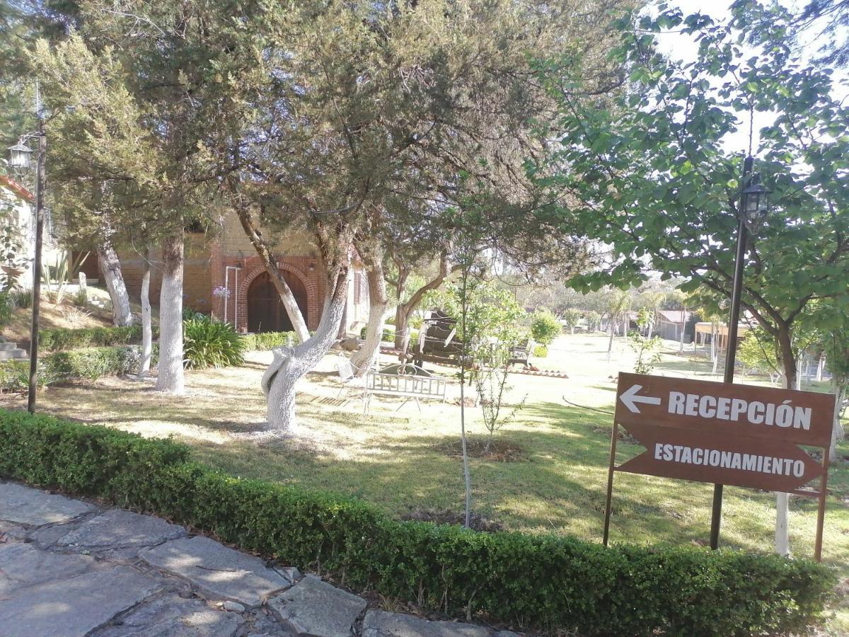 Casa Manning Y Salon La Troje Hotel Omitlan de Juarez Ngoại thất bức ảnh